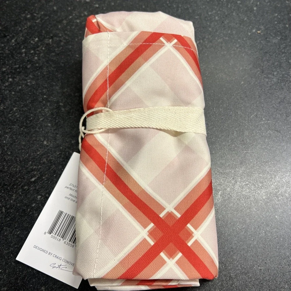 NWT Sewing Down South Cooking Apron Perfectly Plaid 27x31 Designed Craig Conover